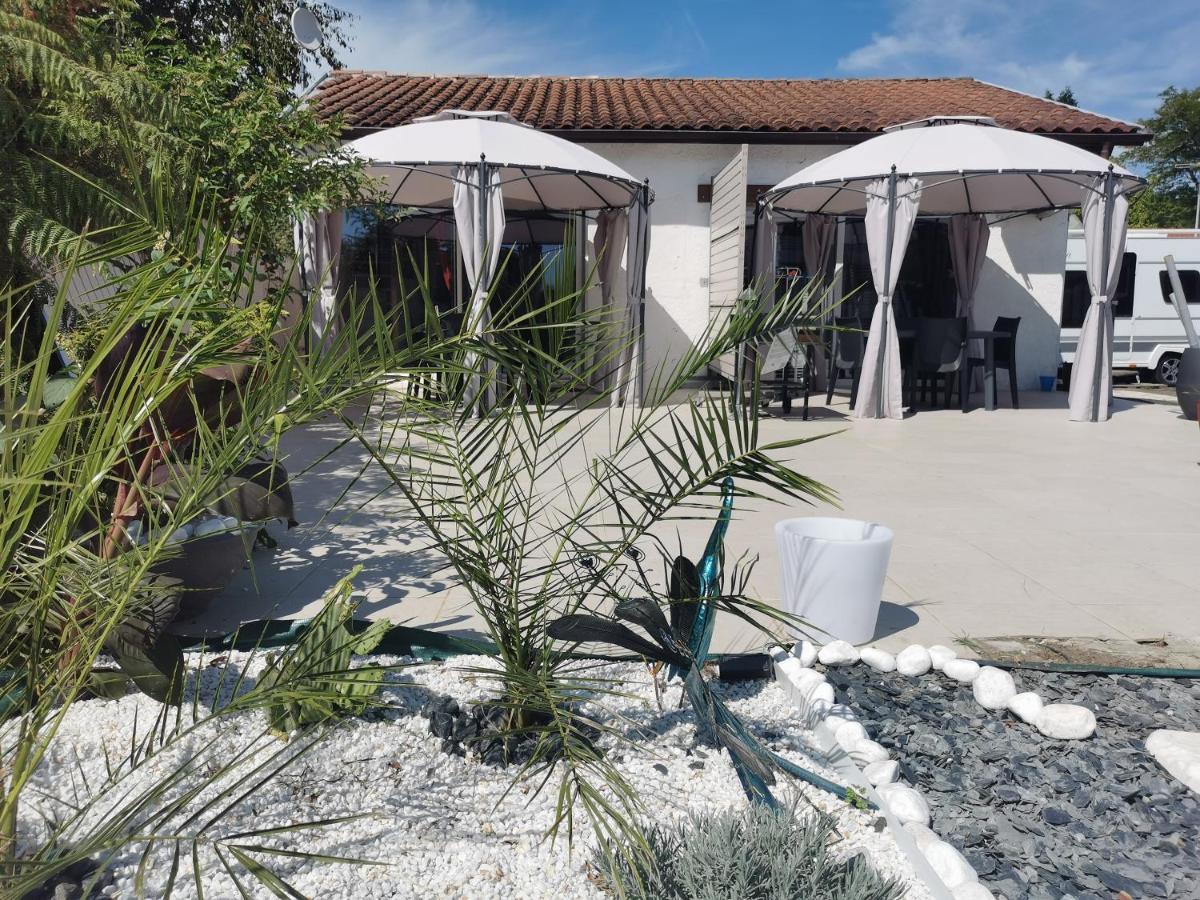 Petit Coin De Détente Seyresse Exterior foto
